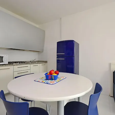 Apartment Two Level Flat With Balcony