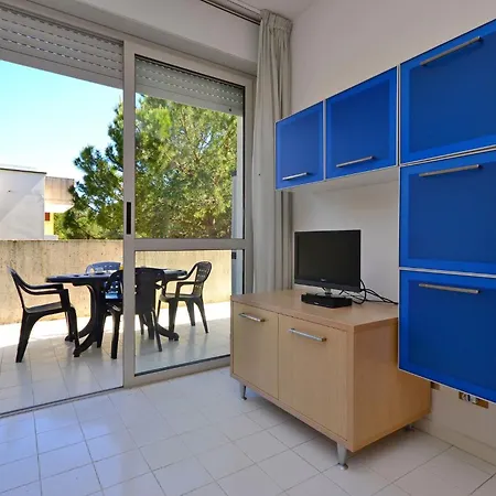 Апартаменты Two Level Flat With Balcony *